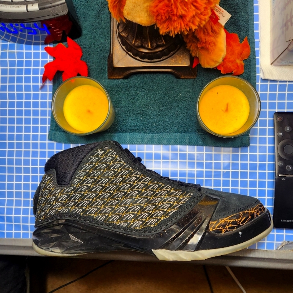 Jordan trophy case shoes